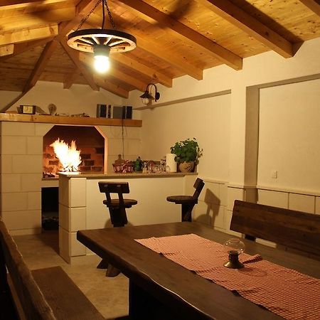 Apartmani Gaube Traù Esterno foto