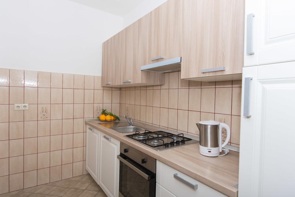 Apartmani Gaube Traù Esterno foto