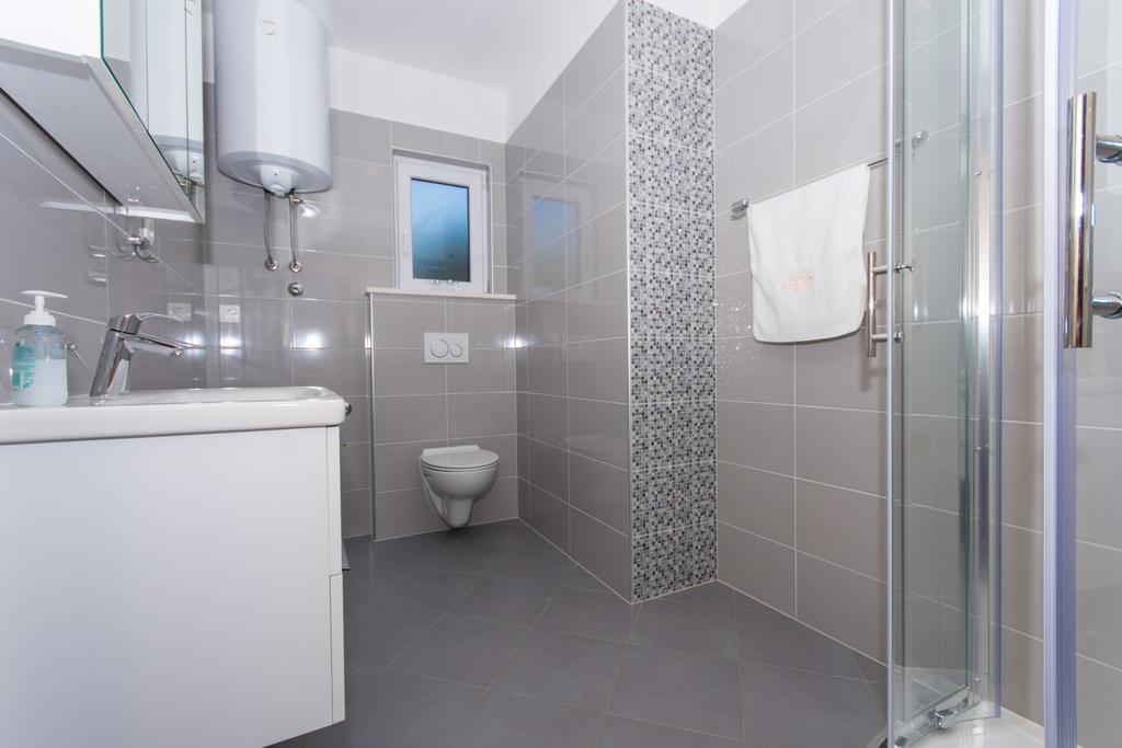 Apartmani Gaube Traù Esterno foto
