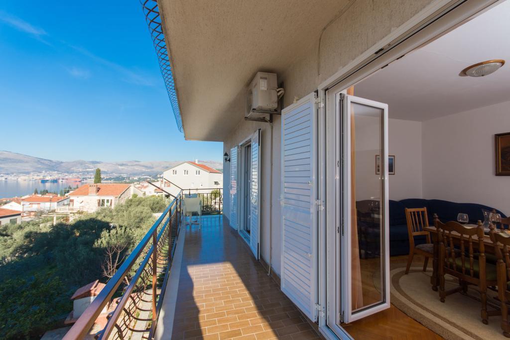 Apartmani Gaube Traù Esterno foto