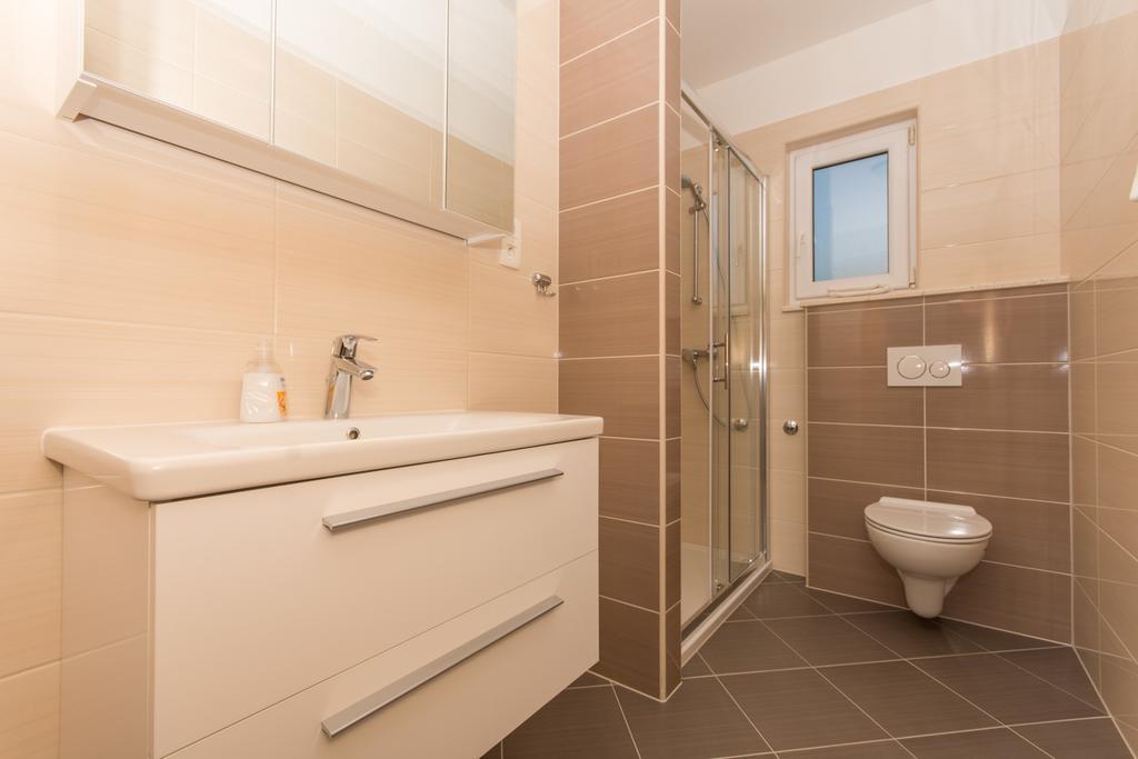 Apartmani Gaube Traù Esterno foto
