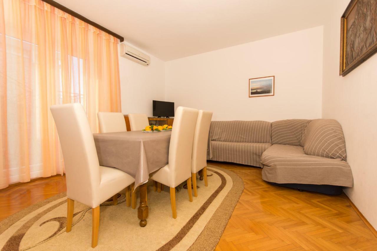 Apartmani Gaube Traù Esterno foto